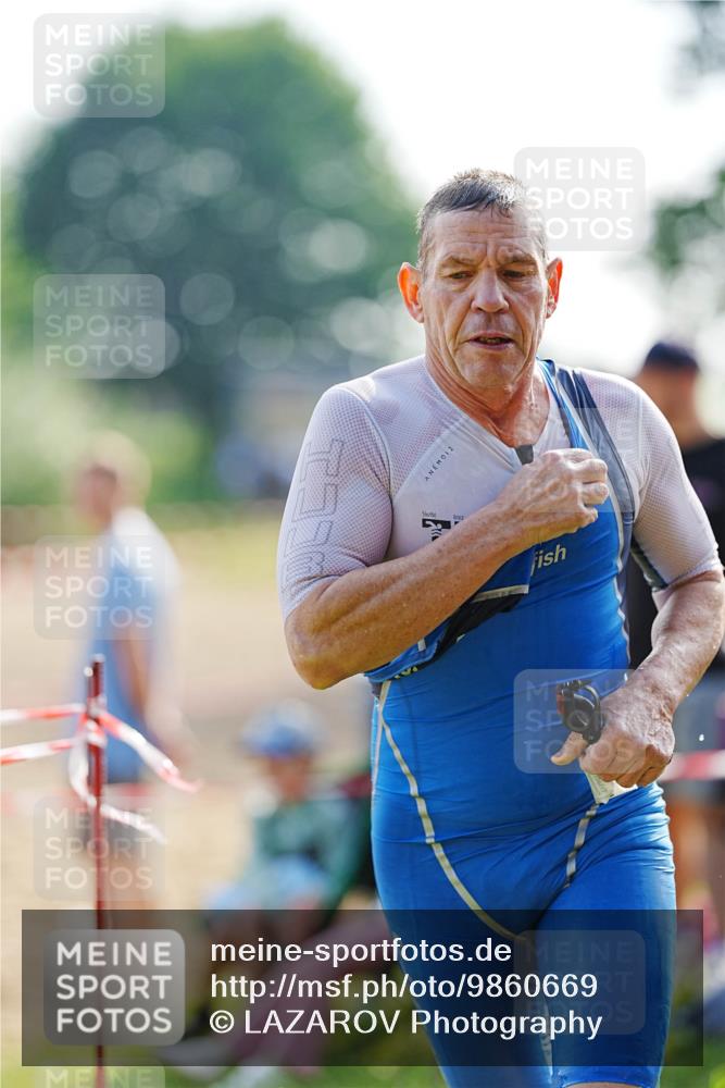 21.06.2026 - 29. Vierlanden-Triathlon LAZAROV Photography http://msf.ph/oto/9860669 21.06.2026 08:42:53 Schwimmen 27, 193, 210 meine-sportfotos.de