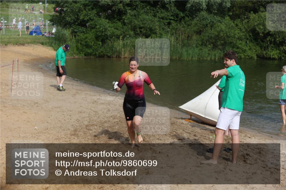 21.06.2026 - 29. Vierlanden-Triathlon Andreas Tolksdorf http://msf.ph/oto/9860699 21.06.2026 09:11:23 Schwimmen 223 meine-sportfotos.de