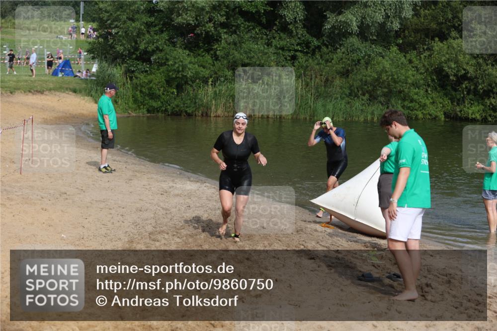 21.06.2026 - 29. Vierlanden-Triathlon Andreas Tolksdorf http://msf.ph/oto/9860750 21.06.2026 09:11:38 Schwimmen 91, 255, 264 meine-sportfotos.de