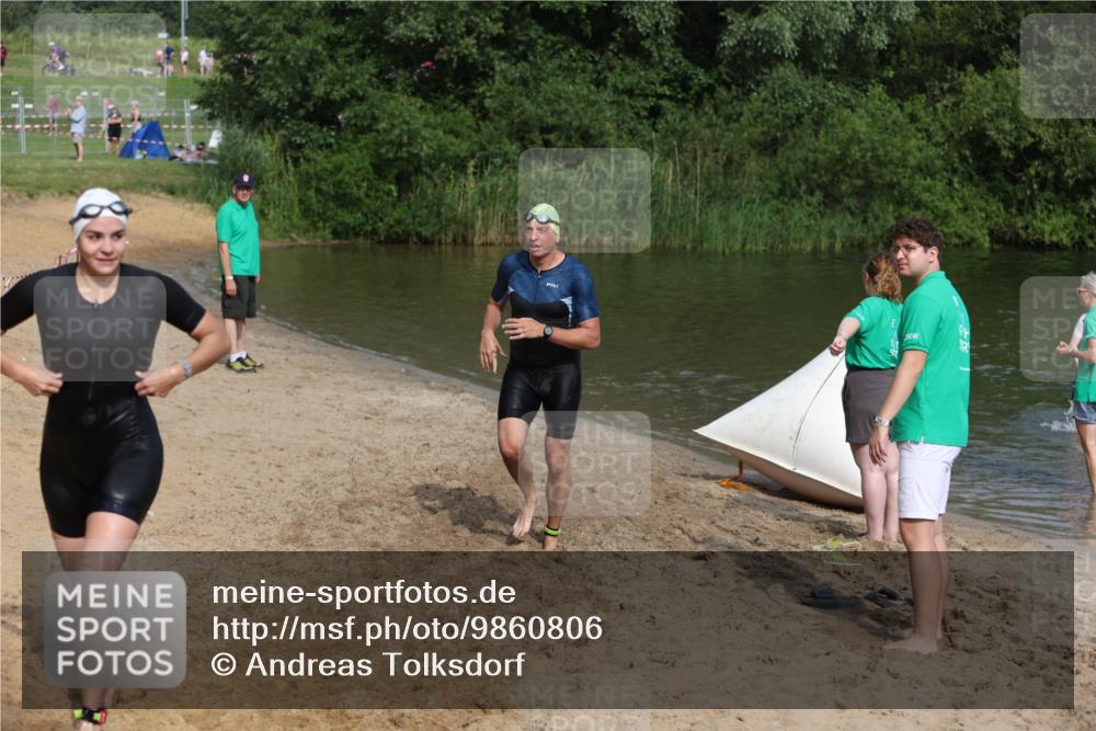 21.06.2026 - 29. Vierlanden-Triathlon Andreas Tolksdorf http://msf.ph/oto/9860806 21.06.2026 09:11:40 Schwimmen 91, 255, 264 meine-sportfotos.de