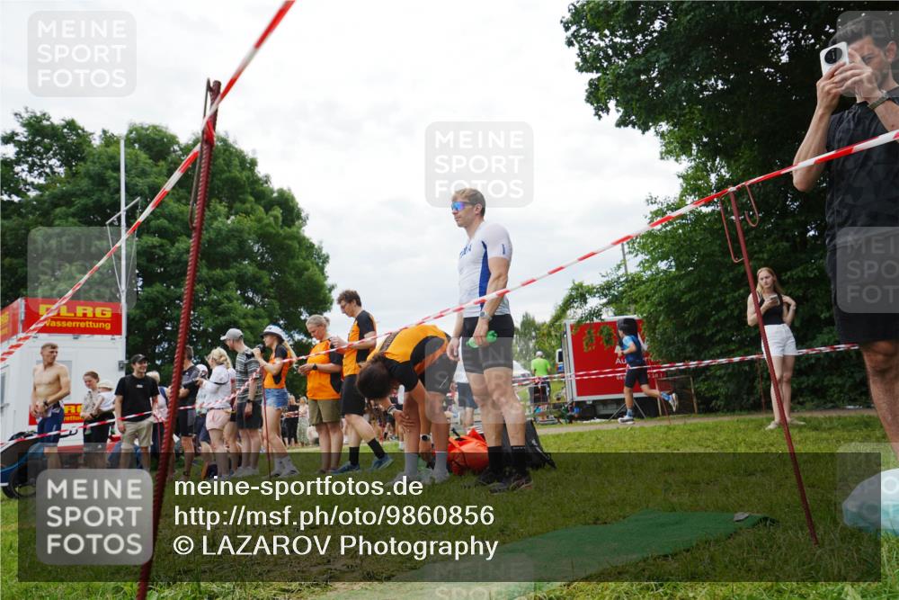 21.06.2026 - 29. Vierlanden-Triathlon LAZAROV Photography http://msf.ph/oto/9860856 21.06.2026 12:26:21 Schwimmen  meine-sportfotos.de