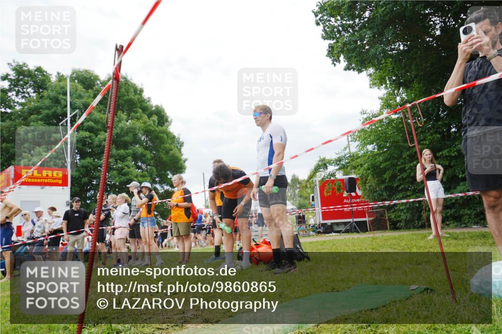 21.06.2026 - 29. Vierlanden-Triathlon LAZAROV Photography http://msf.ph/oto/9860865 21.06.2026 12:26:24 Schwimmen  meine-sportfotos.de
