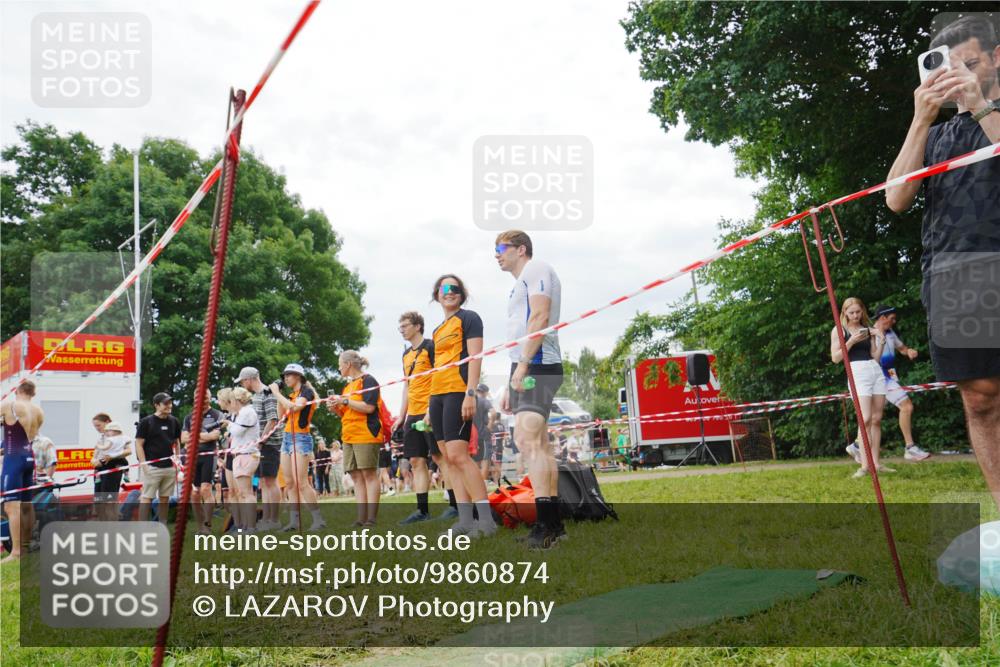 21.06.2026 - 29. Vierlanden-Triathlon LAZAROV Photography http://msf.ph/oto/9860874 21.06.2026 12:26:28 Schwimmen  meine-sportfotos.de