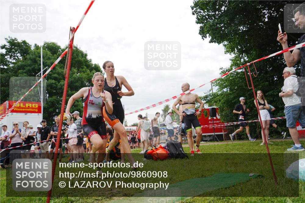 21.06.2026 - 29. Vierlanden-Triathlon LAZAROV Photography http://msf.ph/oto/9860908 21.06.2026 12:27:34 Schwimmen 996, 998, 1001, 1003, 1014 meine-sportfotos.de