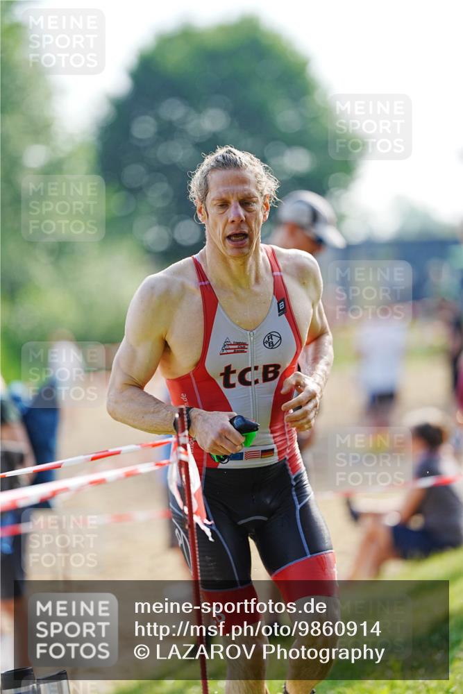21.06.2026 - 29. Vierlanden-Triathlon LAZAROV Photography http://msf.ph/oto/9860914 21.06.2026 08:44:50 Schwimmen 39, 104, 160, 184 meine-sportfotos.de