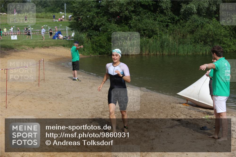 21.06.2026 - 29. Vierlanden-Triathlon Andreas Tolksdorf http://msf.ph/oto/9860931 21.06.2026 09:12:08 Schwimmen 252, 272 meine-sportfotos.de