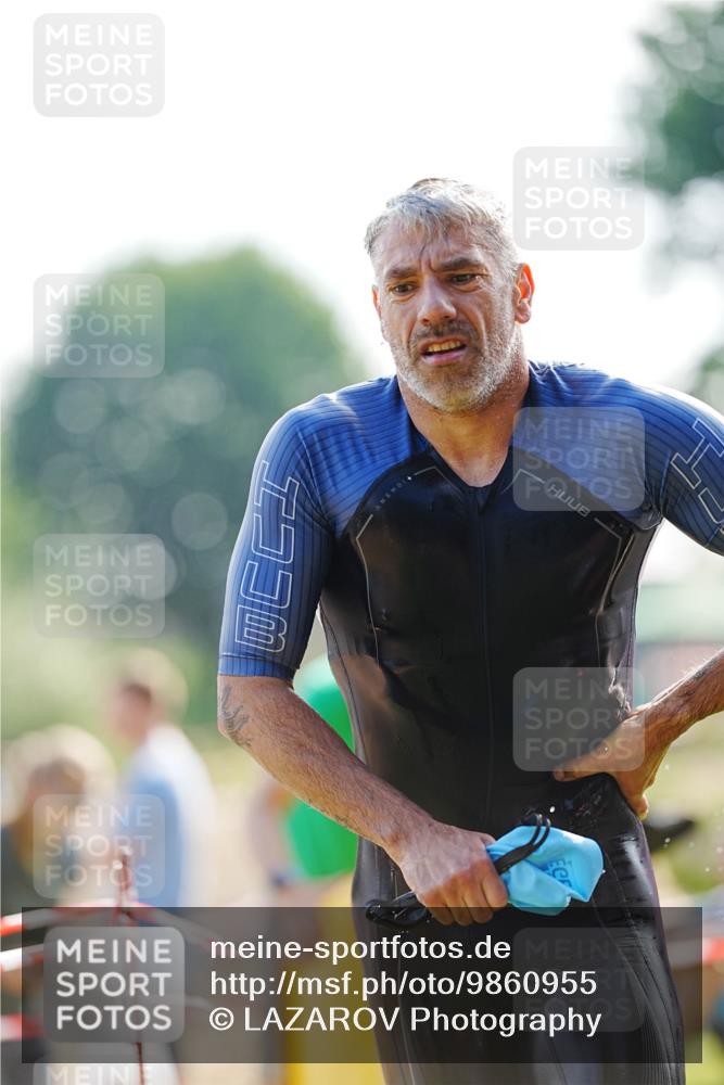 21.06.2026 - 29. Vierlanden-Triathlon LAZAROV Photography http://msf.ph/oto/9860955 21.06.2026 08:45:00 Schwimmen 104, 184 meine-sportfotos.de