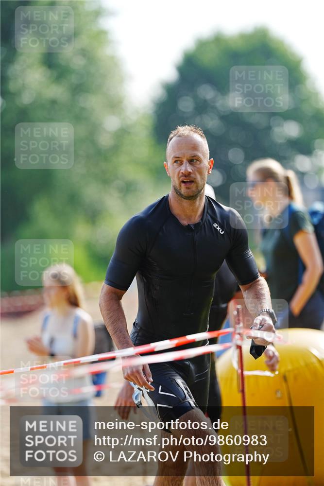 21.06.2026 - 29. Vierlanden-Triathlon LAZAROV Photography http://msf.ph/oto/9860983 21.06.2026 08:45:25 Schwimmen 69, 169, 174, 219 meine-sportfotos.de