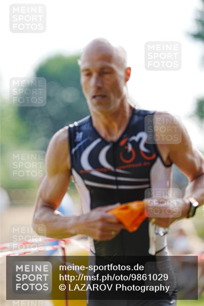 21.06.2026 - 29. Vierlanden-Triathlon LAZAROV Photography http://msf.ph/oto/9861029 21.06.2026 08:45:35 Schwimmen 69, 169, 173, 174, 219 meine-sportfotos.de