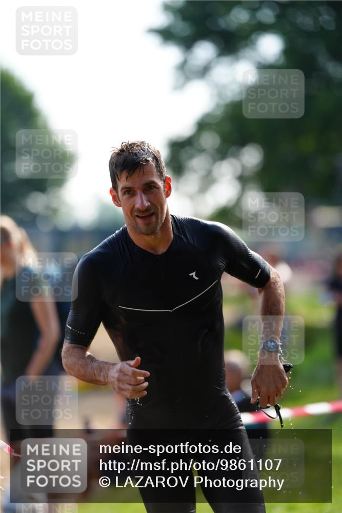 21.06.2026 - 29. Vierlanden-Triathlon LAZAROV Photography http://msf.ph/oto/9861107 21.06.2026 08:46:34 Schwimmen 35, 96 meine-sportfotos.de