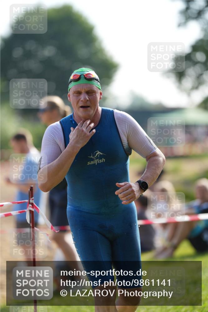 21.06.2026 - 29. Vierlanden-Triathlon LAZAROV Photography http://msf.ph/oto/9861141 21.06.2026 08:46:54 Schwimmen 135, 220 meine-sportfotos.de