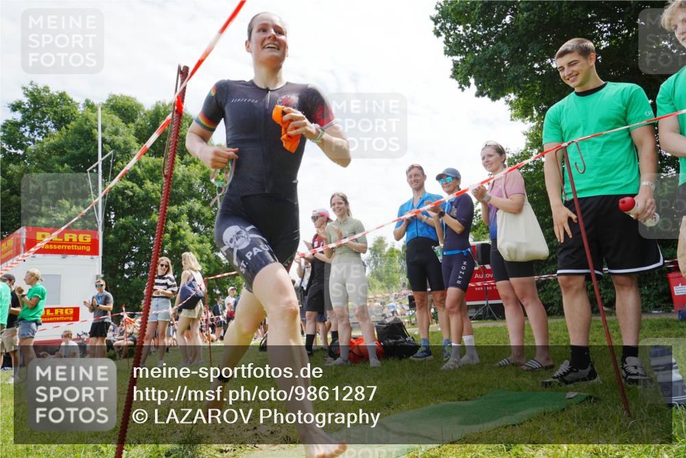 21.06.2026 - 29. Vierlanden-Triathlon LAZAROV Photography http://msf.ph/oto/9861287 21.06.2026 13:07:12 Schwimmen 1165 meine-sportfotos.de