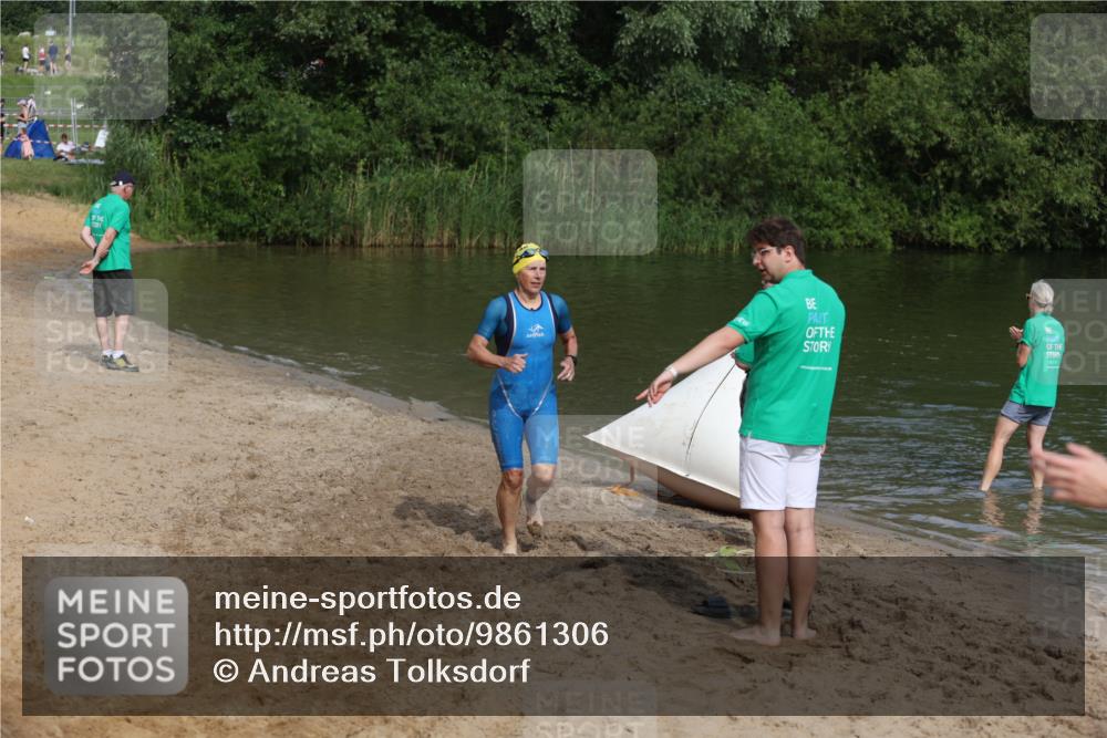 21.06.2026 - 29. Vierlanden-Triathlon Andreas Tolksdorf http://msf.ph/oto/9861306 21.06.2026 09:13:33 Schwimmen 265 meine-sportfotos.de