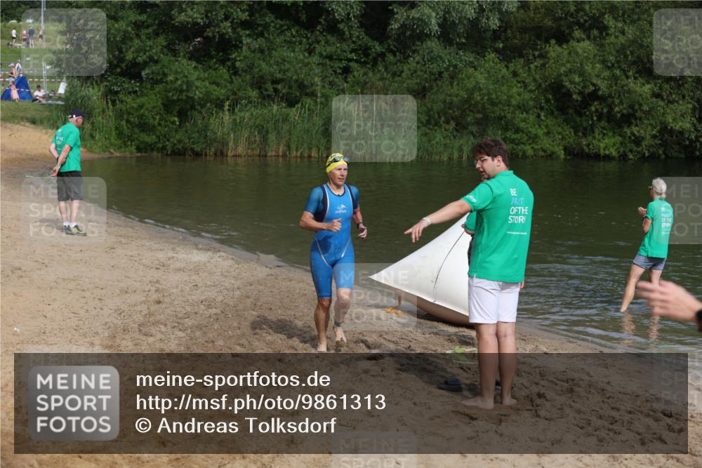 21.06.2026 - 29. Vierlanden-Triathlon Andreas Tolksdorf http://msf.ph/oto/9861313 21.06.2026 09:13:33 Schwimmen 265 meine-sportfotos.de