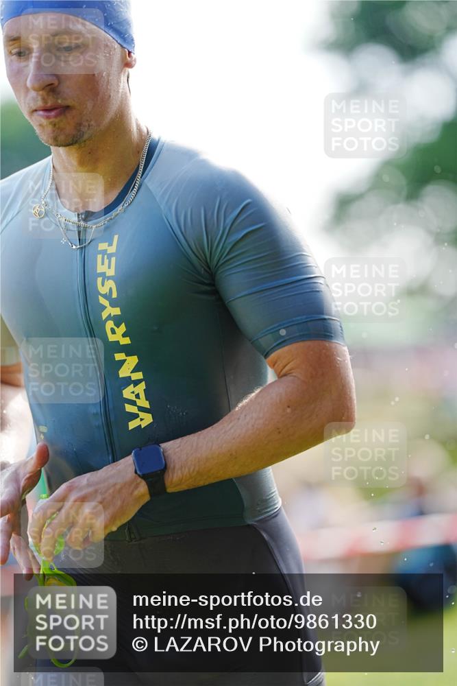 21.06.2026 - 29. Vierlanden-Triathlon LAZAROV Photography http://msf.ph/oto/9861330 21.06.2026 08:48:54 Schwimmen 59, 92 meine-sportfotos.de