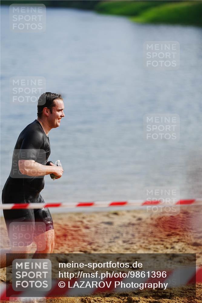 21.06.2026 - 29. Vierlanden-Triathlon LAZAROV Photography http://msf.ph/oto/9861396 21.06.2026 08:55:03 Schwimmen 19 meine-sportfotos.de