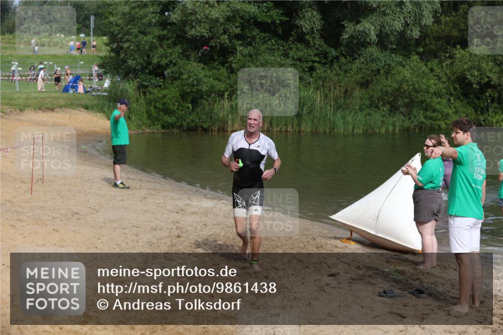 21.06.2026 - 29. Vierlanden-Triathlon Andreas Tolksdorf http://msf.ph/oto/9861438 21.06.2026 09:14:21 Schwimmen 133 meine-sportfotos.de
