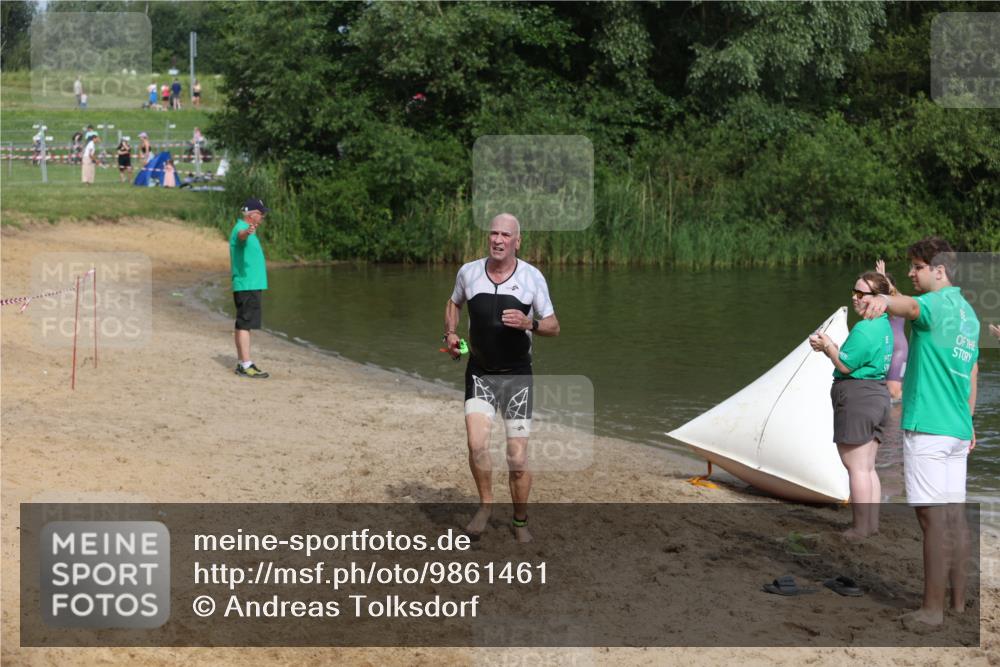 21.06.2026 - 29. Vierlanden-Triathlon Andreas Tolksdorf http://msf.ph/oto/9861461 21.06.2026 09:14:21 Schwimmen 133 meine-sportfotos.de