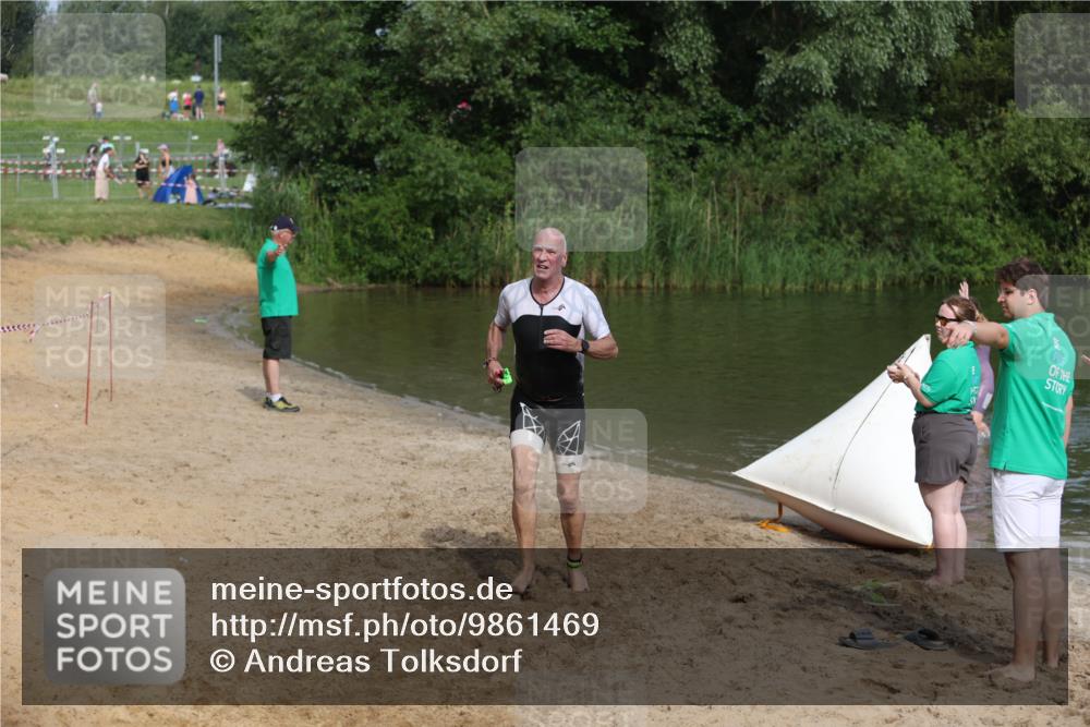 21.06.2026 - 29. Vierlanden-Triathlon Andreas Tolksdorf http://msf.ph/oto/9861469 21.06.2026 09:14:21 Schwimmen 133 meine-sportfotos.de