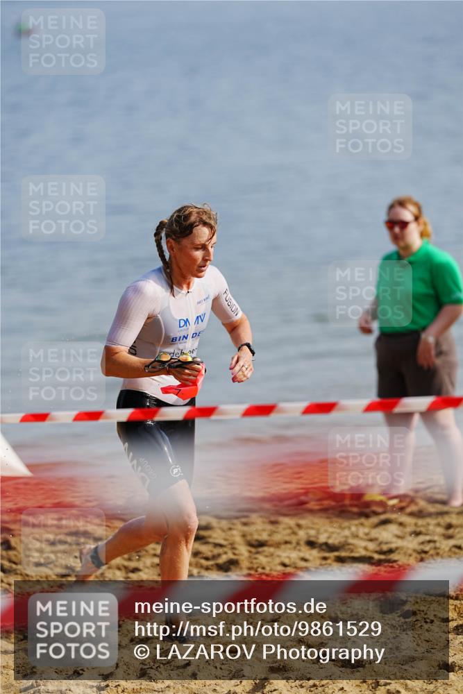 21.06.2026 - 29. Vierlanden-Triathlon LAZAROV Photography http://msf.ph/oto/9861529 21.06.2026 08:58:47 Schwimmen 275 meine-sportfotos.de
