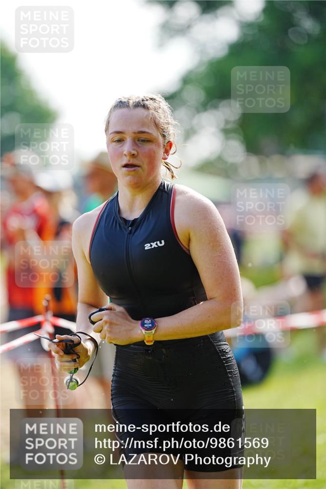 21.06.2026 - 29. Vierlanden-Triathlon LAZAROV Photography http://msf.ph/oto/9861569 21.06.2026 08:59:04 Schwimmen 229 meine-sportfotos.de