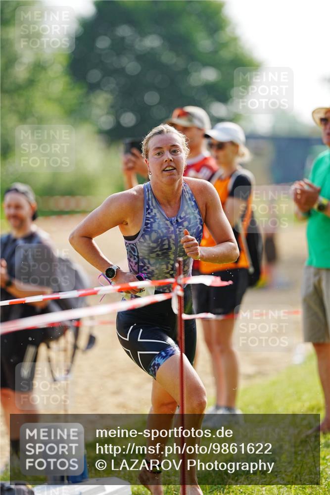 21.06.2026 - 29. Vierlanden-Triathlon LAZAROV Photography http://msf.ph/oto/9861622 21.06.2026 09:00:48 Schwimmen 172, 183, 240 meine-sportfotos.de