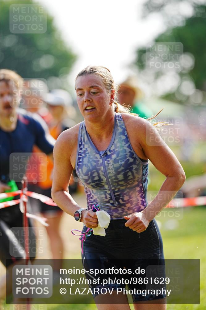 21.06.2026 - 29. Vierlanden-Triathlon LAZAROV Photography http://msf.ph/oto/9861629 21.06.2026 09:00:49 Schwimmen 172, 183, 240 meine-sportfotos.de
