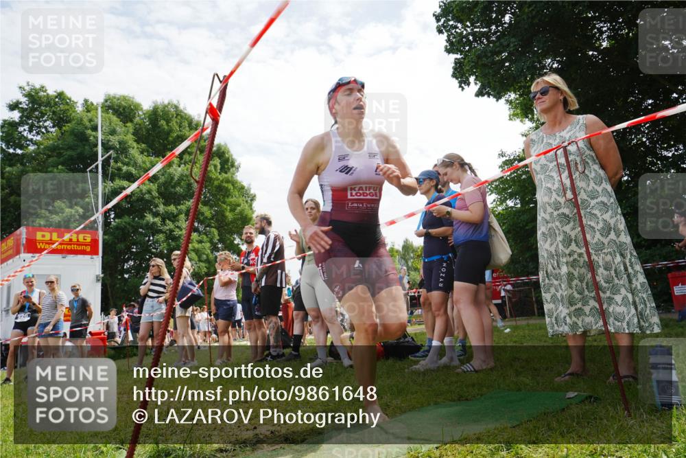 21.06.2026 - 29. Vierlanden-Triathlon LAZAROV Photography http://msf.ph/oto/9861648 21.06.2026 13:12:50 Schwimmen 1119, 1162 meine-sportfotos.de