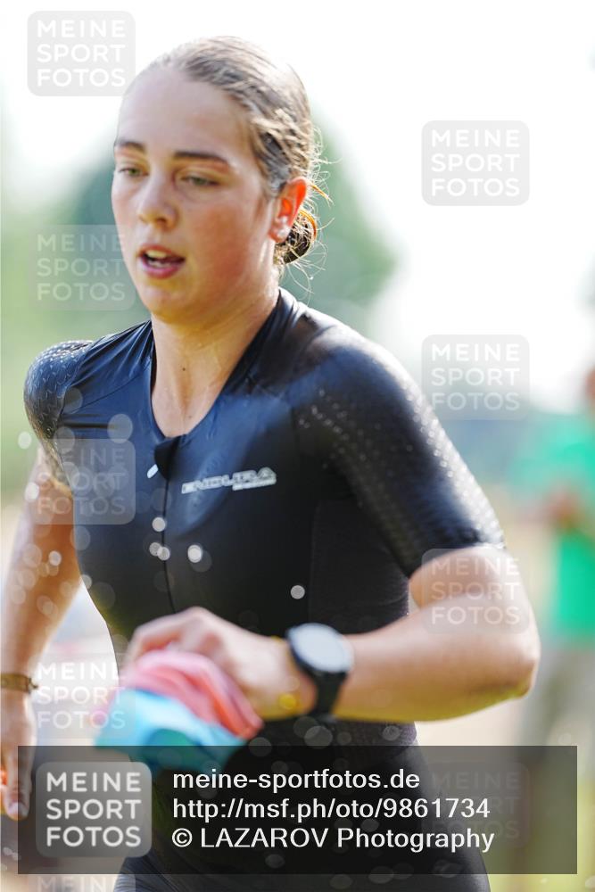 21.06.2026 - 29. Vierlanden-Triathlon LAZAROV Photography http://msf.ph/oto/9861734 21.06.2026 09:03:28 Schwimmen 241, 261 meine-sportfotos.de