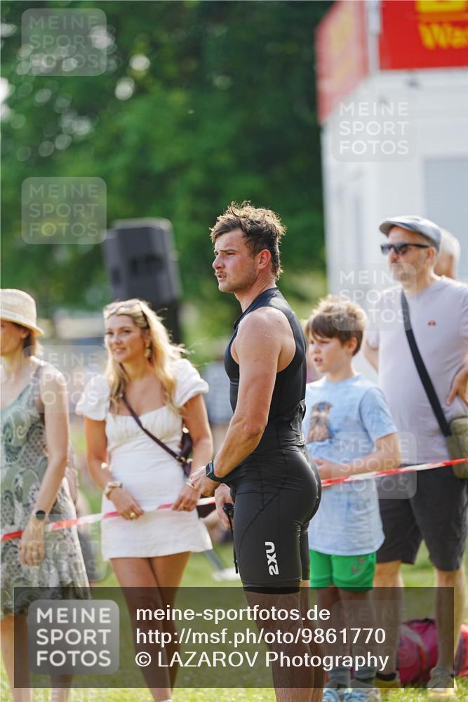 21.06.2026 - 29. Vierlanden-Triathlon LAZAROV Photography http://msf.ph/oto/9861770 21.06.2026 09:04:38 Schwimmen 290 meine-sportfotos.de
