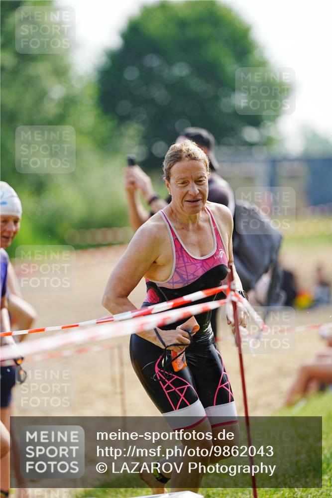 21.06.2026 - 29. Vierlanden-Triathlon LAZAROV Photography http://msf.ph/oto/9862043 21.06.2026 09:10:41 Schwimmen 239, 267, 271, 284, 293, 298, 301 meine-sportfotos.de