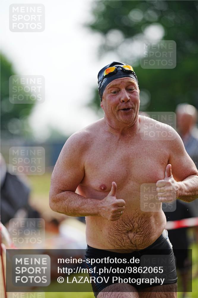 21.06.2026 - 29. Vierlanden-Triathlon LAZAROV Photography http://msf.ph/oto/9862065 21.06.2026 09:10:47 Schwimmen 267, 271, 274, 284, 293, 298, 301 meine-sportfotos.de