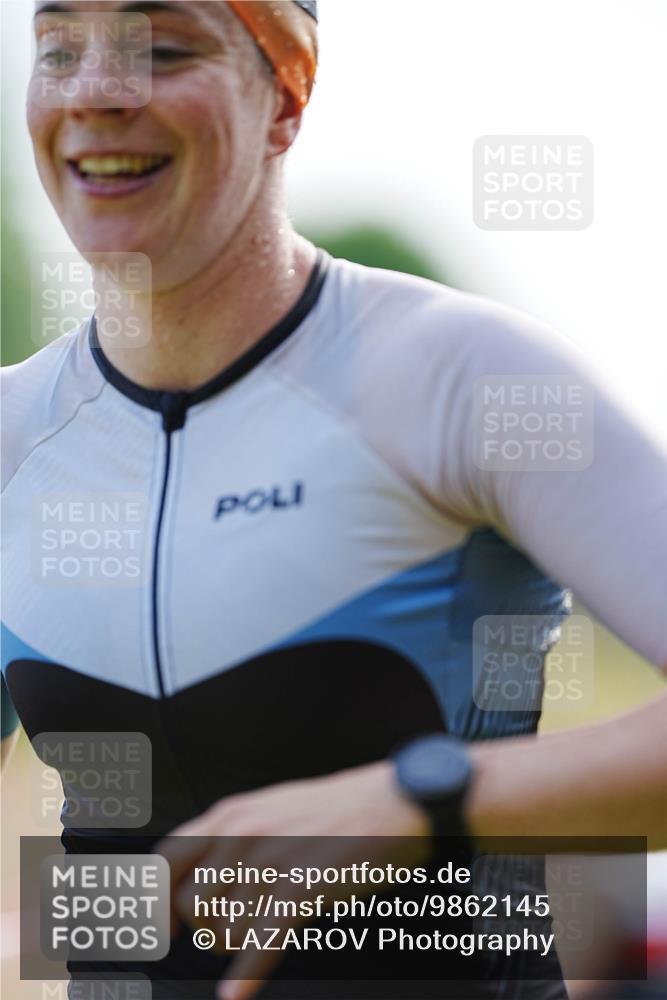 21.06.2026 - 29. Vierlanden-Triathlon LAZAROV Photography http://msf.ph/oto/9862145 21.06.2026 09:11:56 Schwimmen 255, 264, 300 meine-sportfotos.de