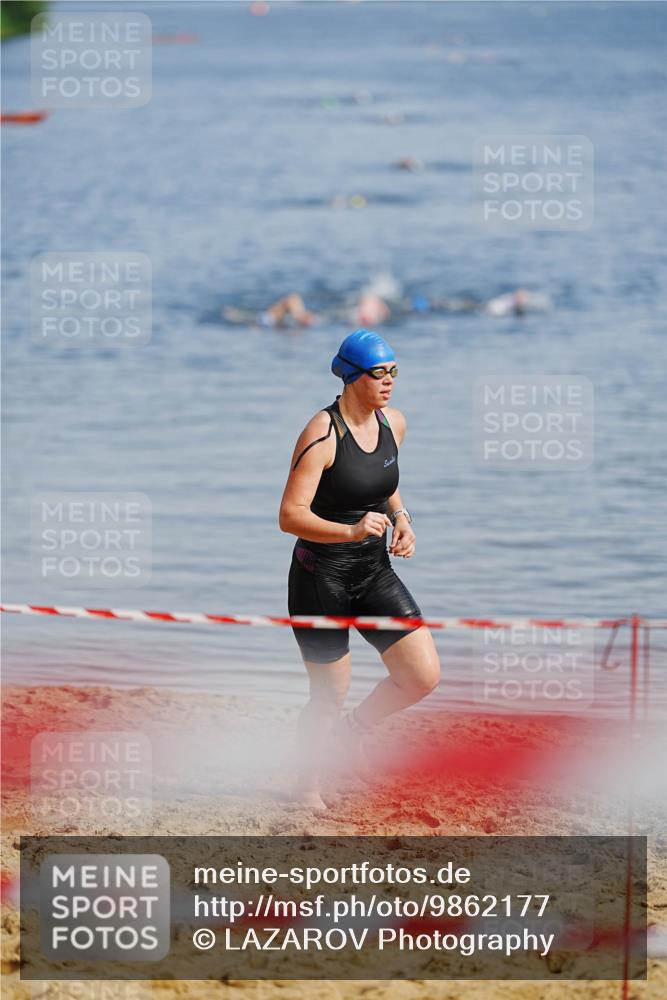 21.06.2026 - 29. Vierlanden-Triathlon LAZAROV Photography http://msf.ph/oto/9862177 21.06.2026 09:12:40 Schwimmen 235 meine-sportfotos.de