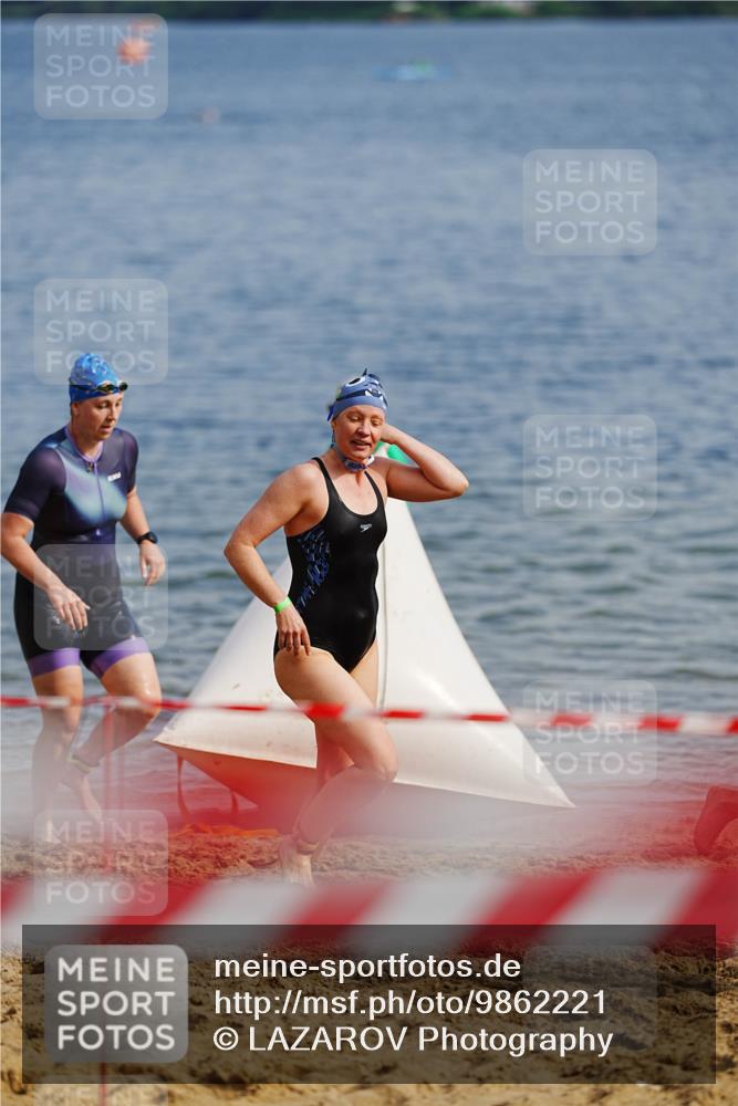 21.06.2026 - 29. Vierlanden-Triathlon LAZAROV Photography http://msf.ph/oto/9862221 21.06.2026 09:13:06 Schwimmen 227, 230, 280 meine-sportfotos.de