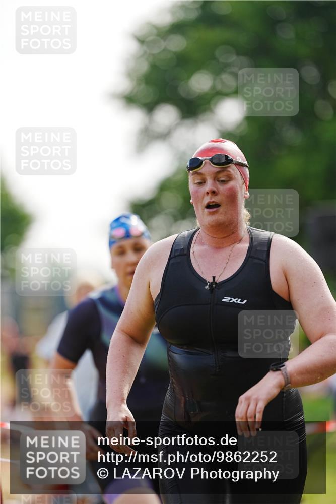21.06.2026 - 29. Vierlanden-Triathlon LAZAROV Photography http://msf.ph/oto/9862252 21.06.2026 09:13:16 Schwimmen 227, 230, 280, 292 meine-sportfotos.de