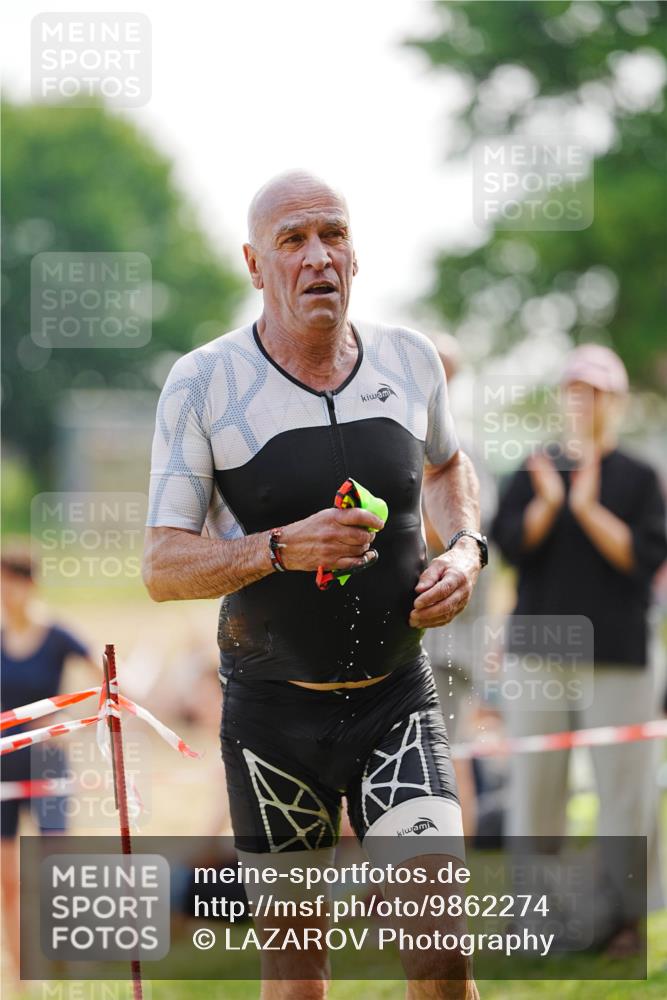 21.06.2026 - 29. Vierlanden-Triathlon LAZAROV Photography http://msf.ph/oto/9862274 21.06.2026 09:14:31 Schwimmen 133 meine-sportfotos.de