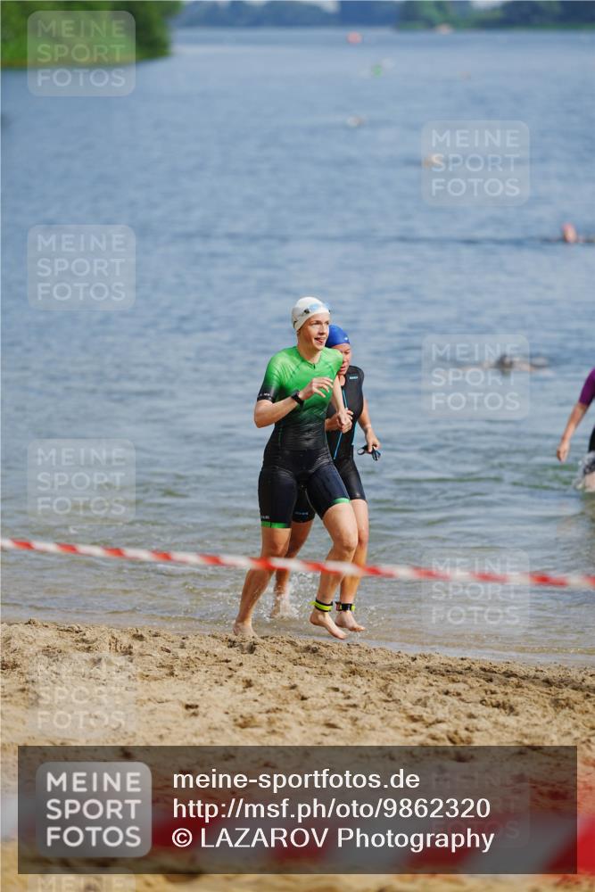 21.06.2026 - 29. Vierlanden-Triathlon LAZAROV Photography http://msf.ph/oto/9862320 21.06.2026 09:18:06 Schwimmen 232, 245, 259, 281 meine-sportfotos.de