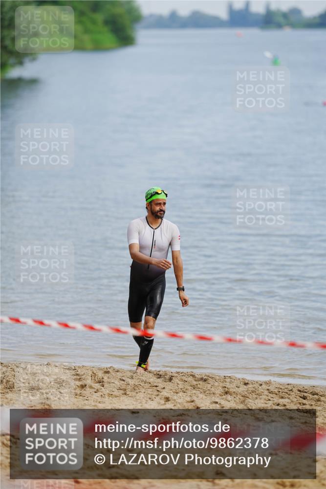 21.06.2026 - 29. Vierlanden-Triathlon LAZAROV Photography http://msf.ph/oto/9862378 21.06.2026 09:21:28 Schwimmen  meine-sportfotos.de