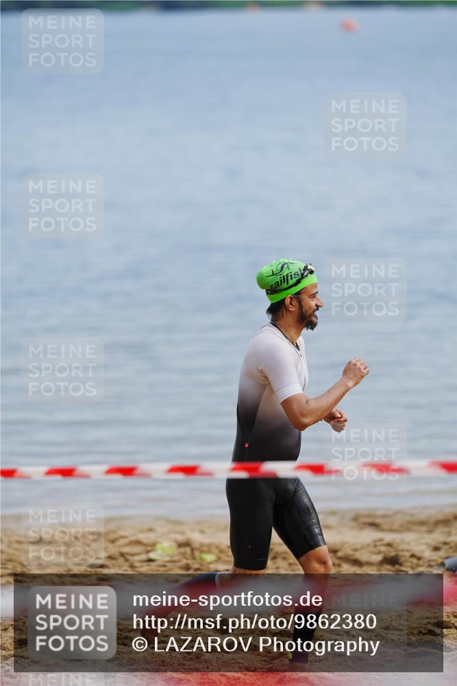 21.06.2026 - 29. Vierlanden-Triathlon LAZAROV Photography http://msf.ph/oto/9862380 21.06.2026 09:21:33 Schwimmen 6 meine-sportfotos.de