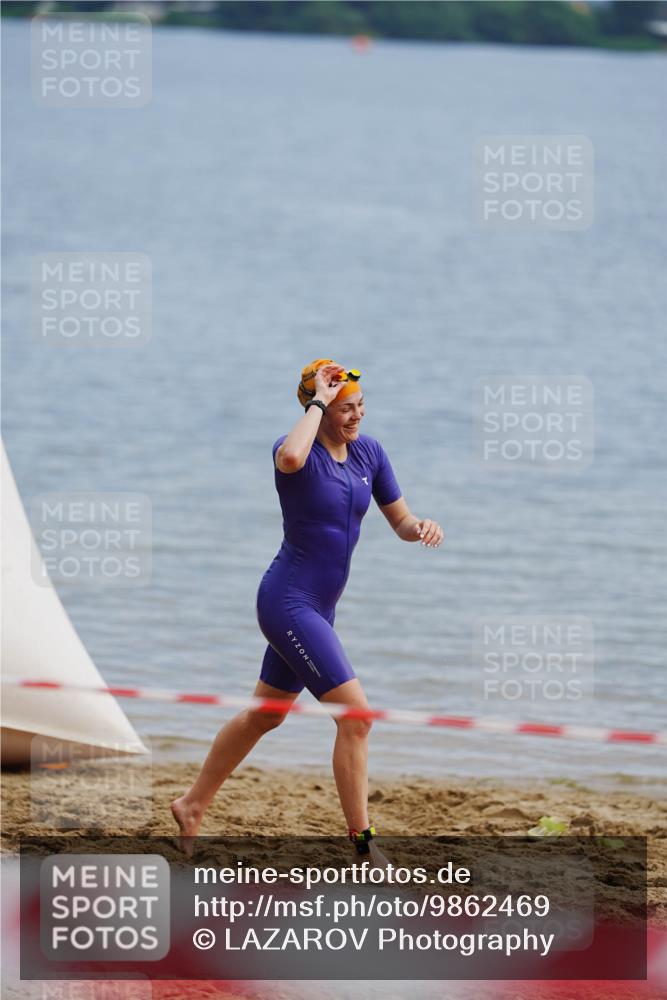 21.06.2026 - 29. Vierlanden-Triathlon LAZAROV Photography http://msf.ph/oto/9862469 21.06.2026 09:23:29 Schwimmen 270 meine-sportfotos.de