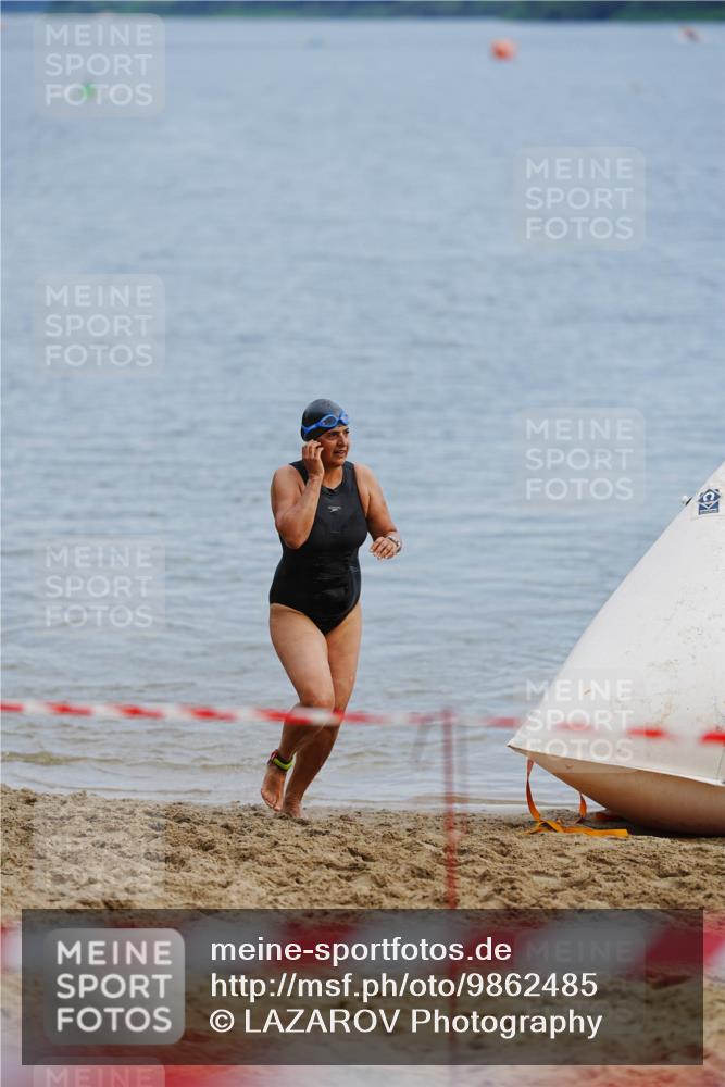 21.06.2026 - 29. Vierlanden-Triathlon LAZAROV Photography http://msf.ph/oto/9862485 21.06.2026 09:24:18 Schwimmen 256 meine-sportfotos.de
