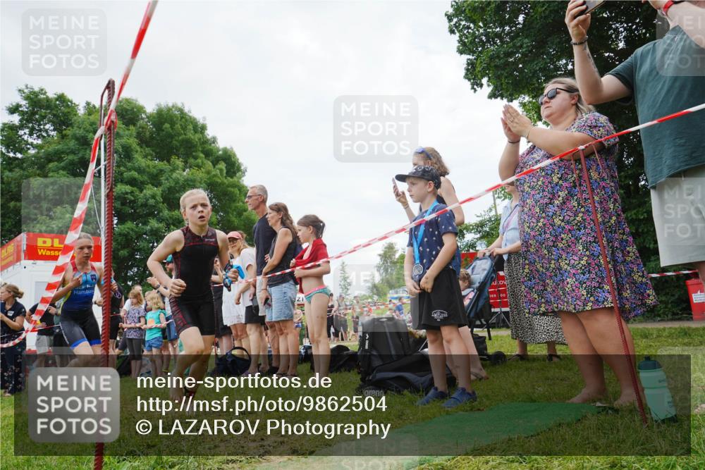 21.06.2026 - 29. Vierlanden-Triathlon LAZAROV Photography http://msf.ph/oto/9862504 21.06.2026 14:48:55 Schwimmen  meine-sportfotos.de