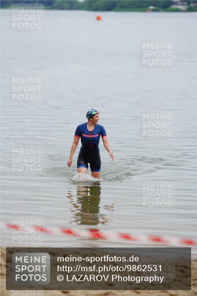 21.06.2026 - 29. Vierlanden-Triathlon LAZAROV Photography http://msf.ph/oto/9862531 21.06.2026 09:36:01 Schwimmen  meine-sportfotos.de