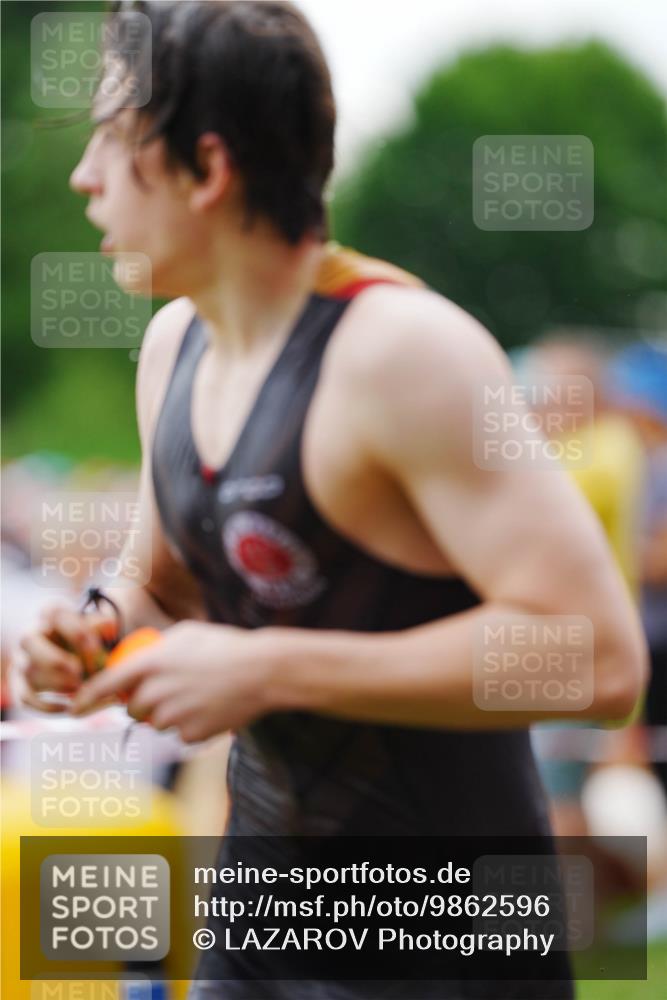 21.06.2026 - 29. Vierlanden-Triathlon LAZAROV Photography http://msf.ph/oto/9862596 21.06.2026 09:53:47 Schwimmen 390 meine-sportfotos.de