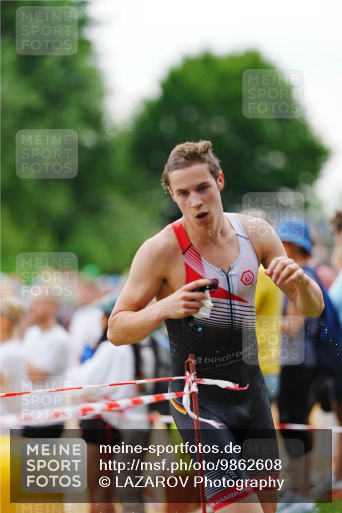 21.06.2026 - 29. Vierlanden-Triathlon LAZAROV Photography http://msf.ph/oto/9862608 21.06.2026 09:54:19 Schwimmen 311, 335, 378, 382 meine-sportfotos.de