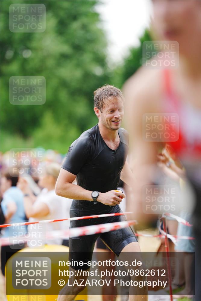 21.06.2026 - 29. Vierlanden-Triathlon LAZAROV Photography http://msf.ph/oto/9862612 21.06.2026 09:54:20 Schwimmen 311, 335, 378, 382 meine-sportfotos.de