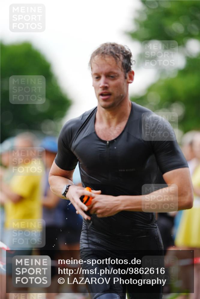 21.06.2026 - 29. Vierlanden-Triathlon LAZAROV Photography http://msf.ph/oto/9862616 21.06.2026 09:54:21 Schwimmen 311, 335, 378, 382 meine-sportfotos.de