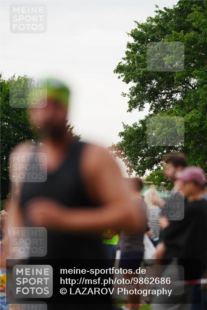 21.06.2026 - 29. Vierlanden-Triathlon LAZAROV Photography http://msf.ph/oto/9862686 21.06.2026 10:00:54 Schwimmen 330, 357 meine-sportfotos.de
