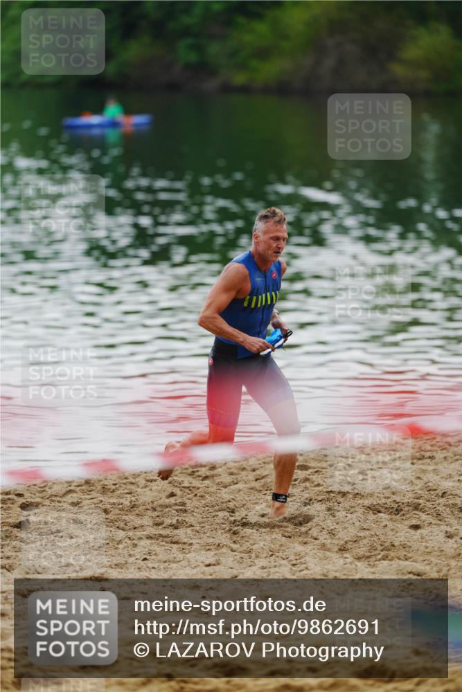 21.06.2026 - 29. Vierlanden-Triathlon LAZAROV Photography http://msf.ph/oto/9862691 21.06.2026 10:03:31 Schwimmen 437 meine-sportfotos.de